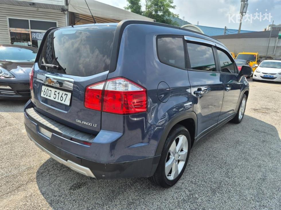 Chevrolet Orlando — miniaturë 5