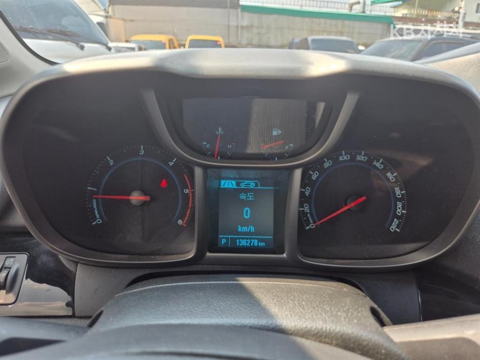 Chevrolet Orlando — miniaturë 10