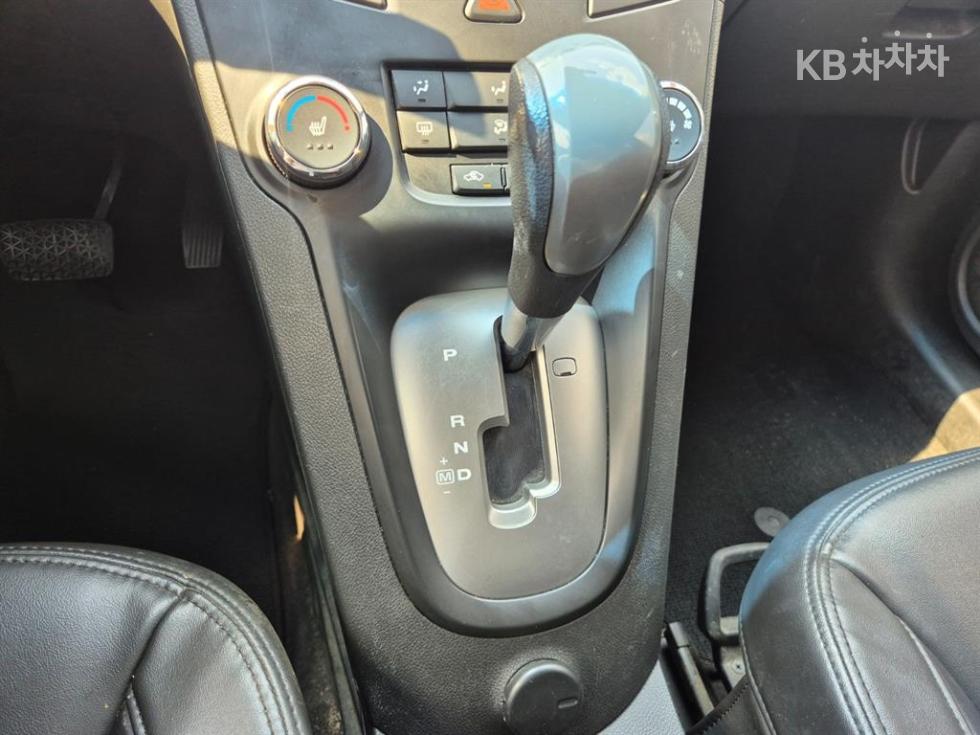 Chevrolet Orlando — miniaturë 17