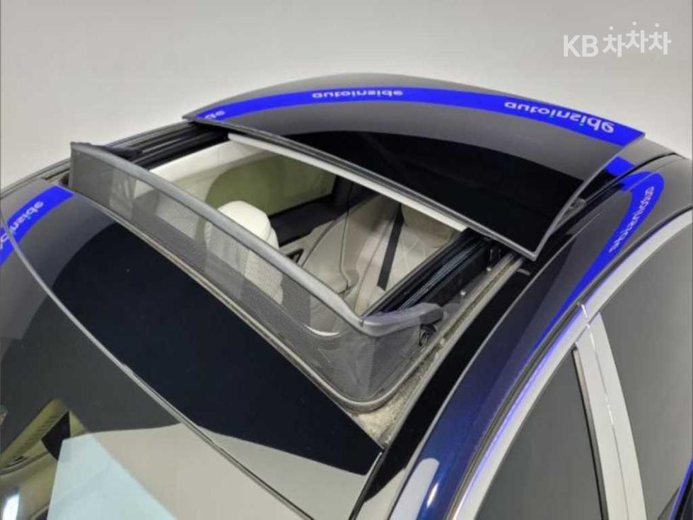 Mercedes-Benz S-klasse — miniaturë 6