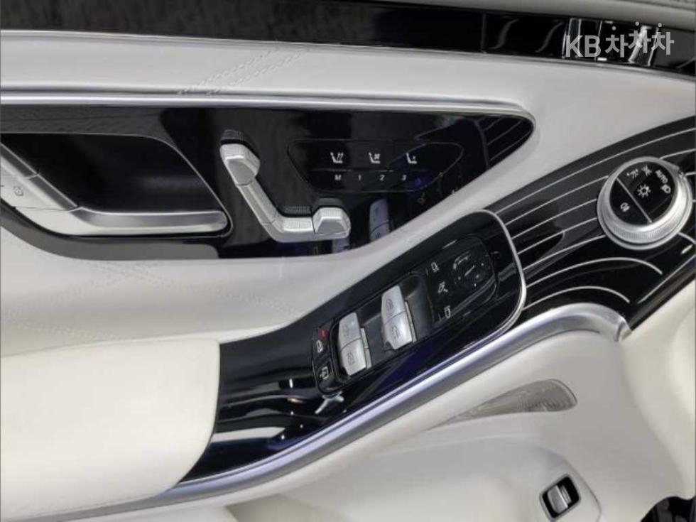 Mercedes-Benz S-klasse — miniaturë 13