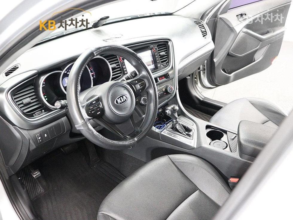 Kia K5 — miniaturë 18
