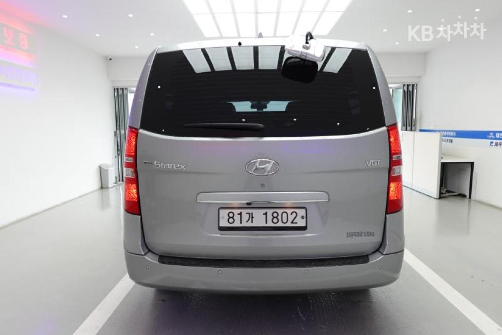 Hyundai Starex — miniaturë 5