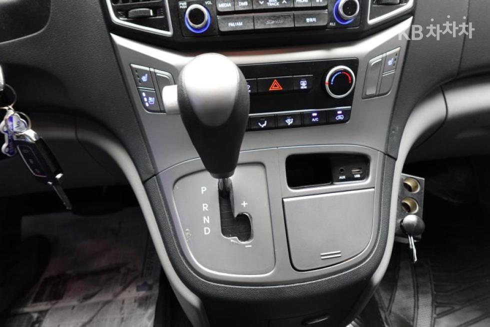 Hyundai Starex — miniaturë 12