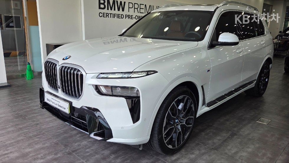 BMW X7 — miniaturë 2