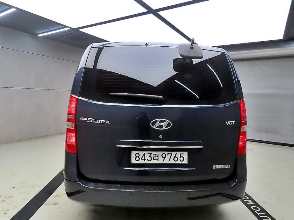 Hyundai Starex — miniaturë 3