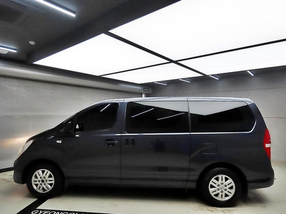 Hyundai Starex — miniaturë 4