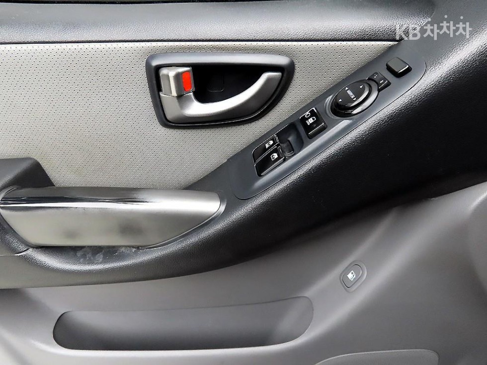Hyundai Starex — miniaturë 14