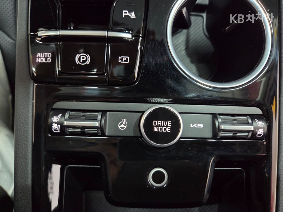 Kia K5 — miniaturë 27