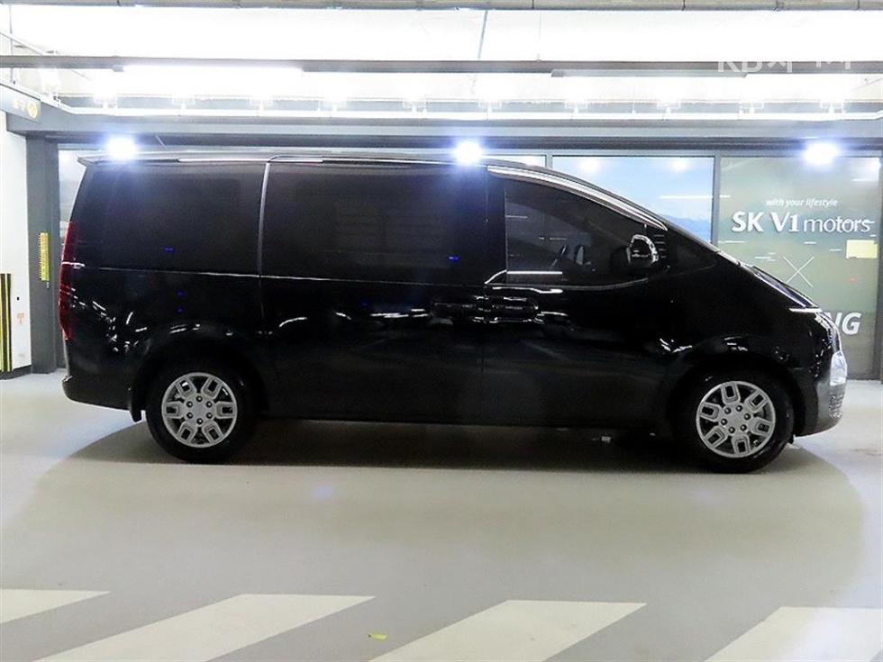 Hyundai Staria — miniaturë 3