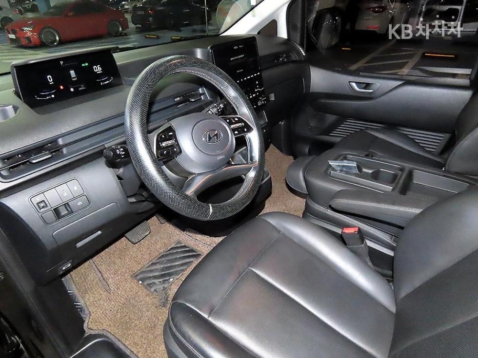 Hyundai Staria — miniaturë 9