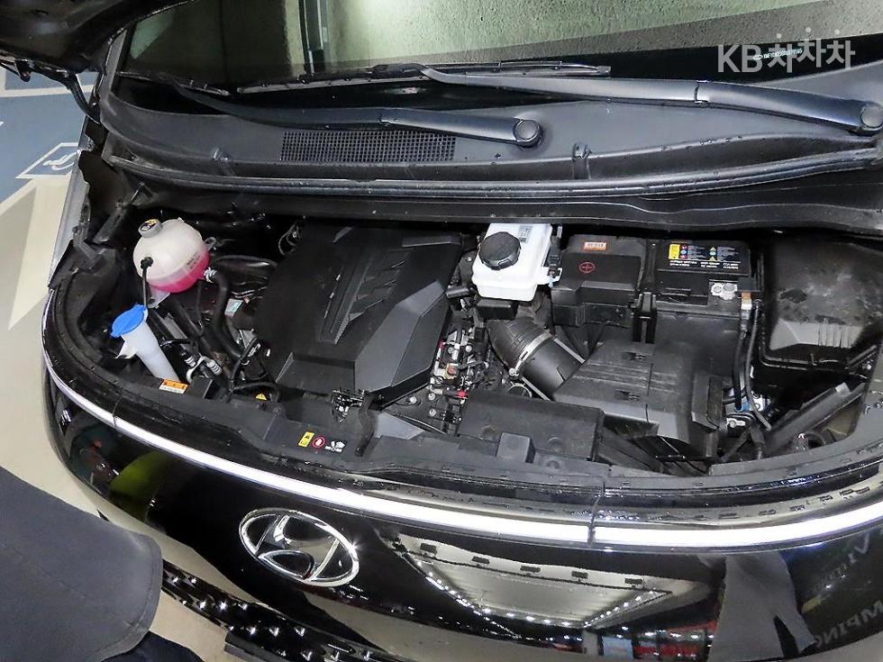 Hyundai Staria — miniaturë 18