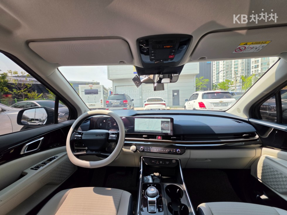 Kia Carnival — miniaturë 8