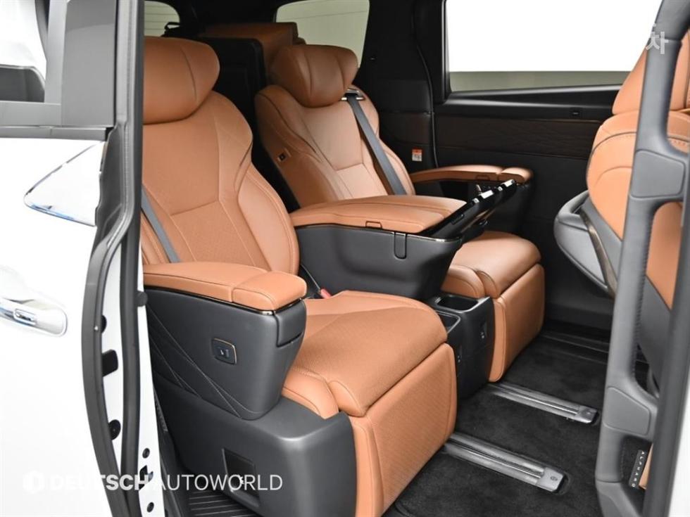 Toyota Alphard — miniaturë 12