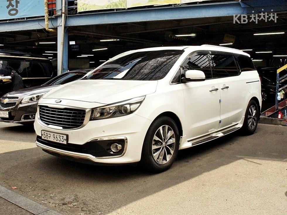 Kia Carnival — miniaturë 2