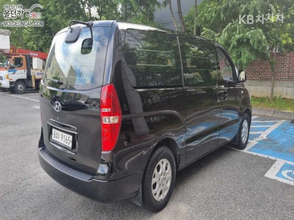 Hyundai Starex — miniaturë 7
