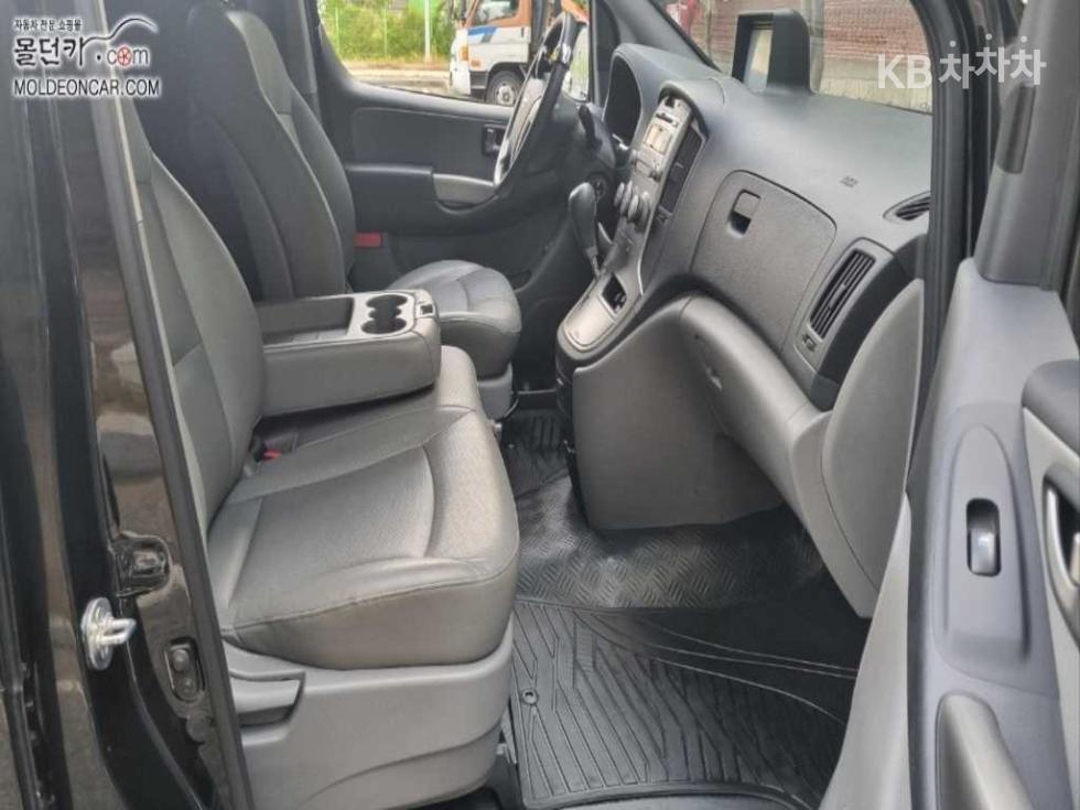 Hyundai Starex — miniaturë 10