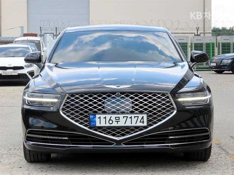 جينيسيس G90