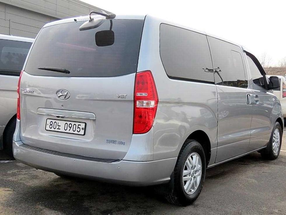 Hyundai Starex — miniaturë 3