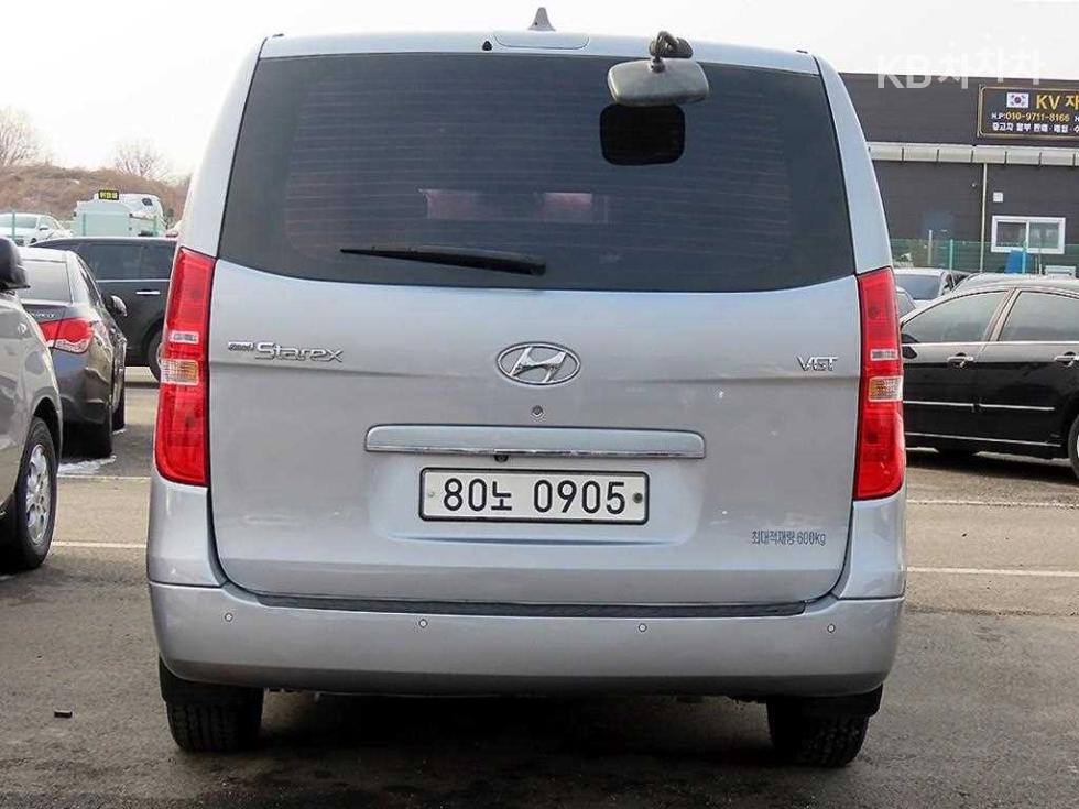 Hyundai Starex — miniaturë 4