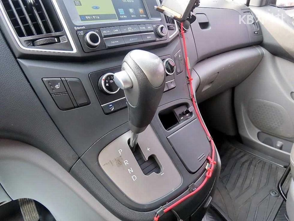 Hyundai Starex — miniaturë 11