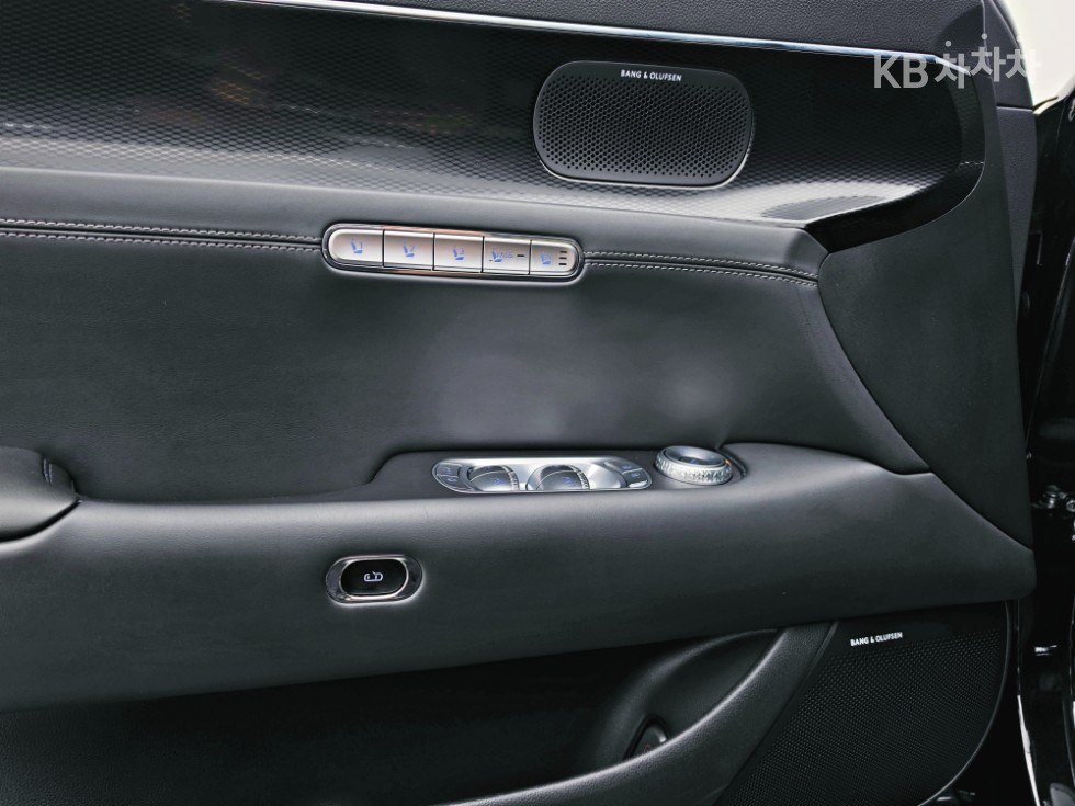 2022 Genesis G90(RS4) photo
