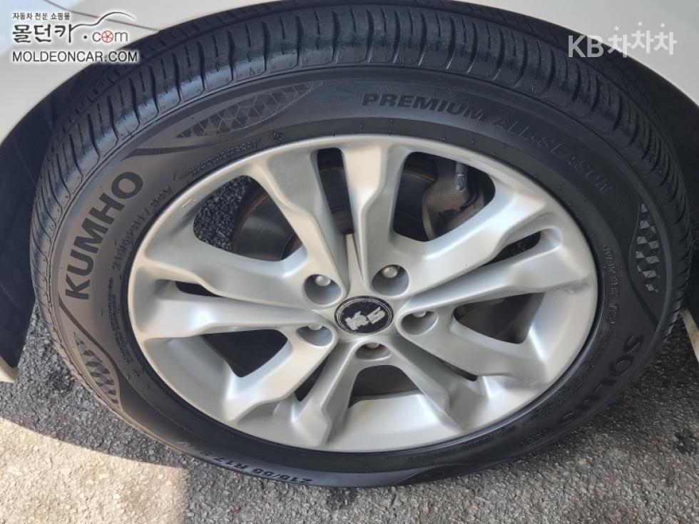 Kia K5 — miniaturë 6