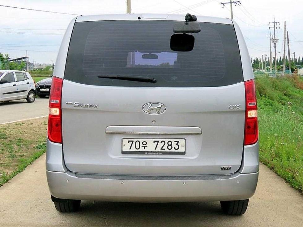 Hyundai Starex — miniaturë 4