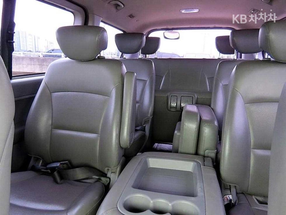 Hyundai Starex — miniaturë 7