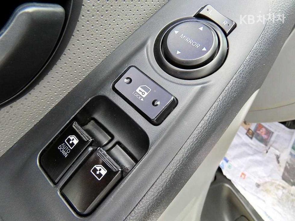Hyundai Starex — miniaturë 14