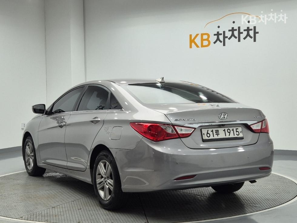 Hyundai Sonata — miniaturë 2
