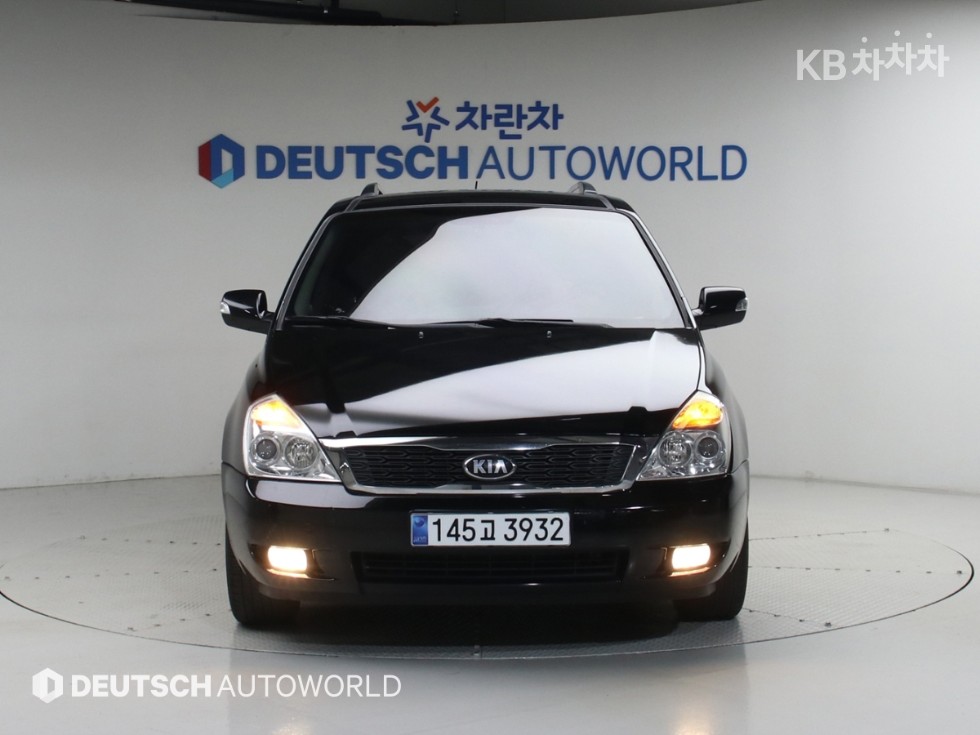 Kia Carnival — miniaturë 3