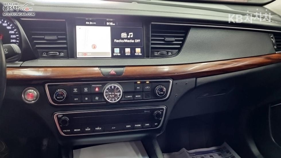Kia K7 — miniaturë 12