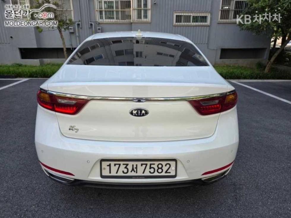 Kia K7 — miniaturë 4