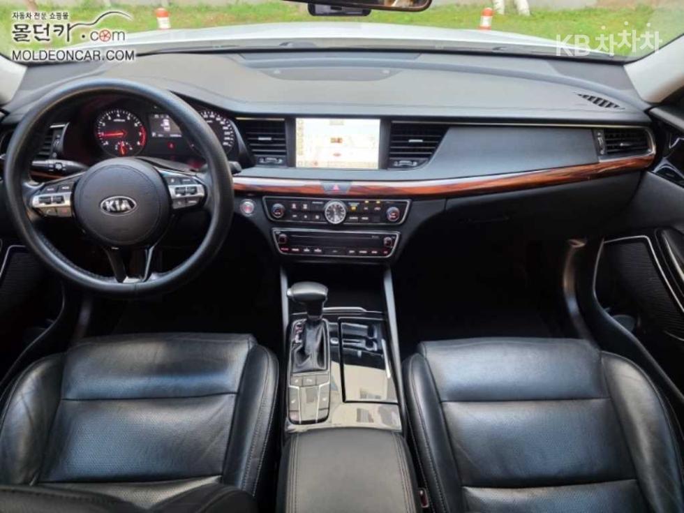 Kia K7 — miniaturë 7