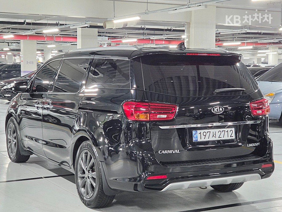 Kia Carnival — miniaturë 3