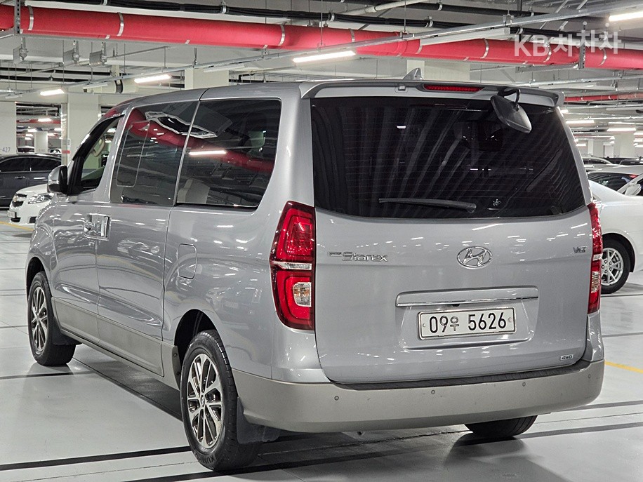 Hyundai Starex — miniaturë 4