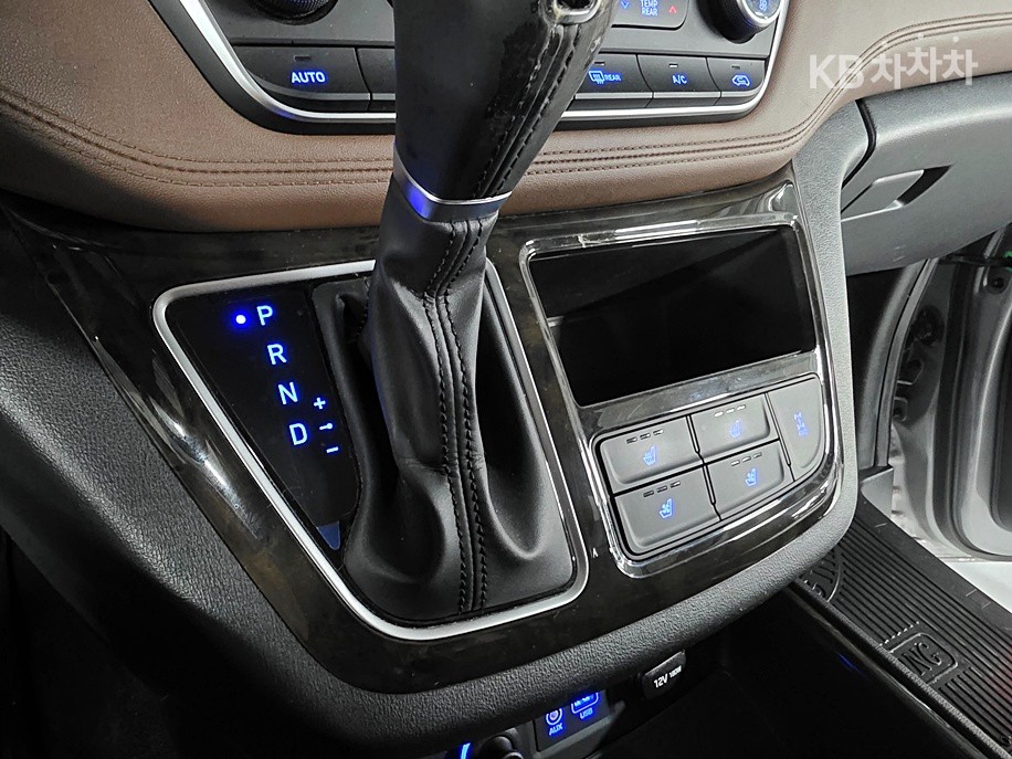 Hyundai Starex — miniaturë 16