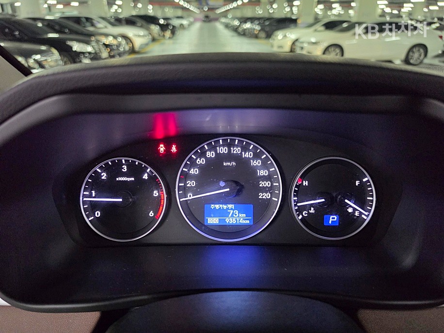 Hyundai Starex — miniaturë 17