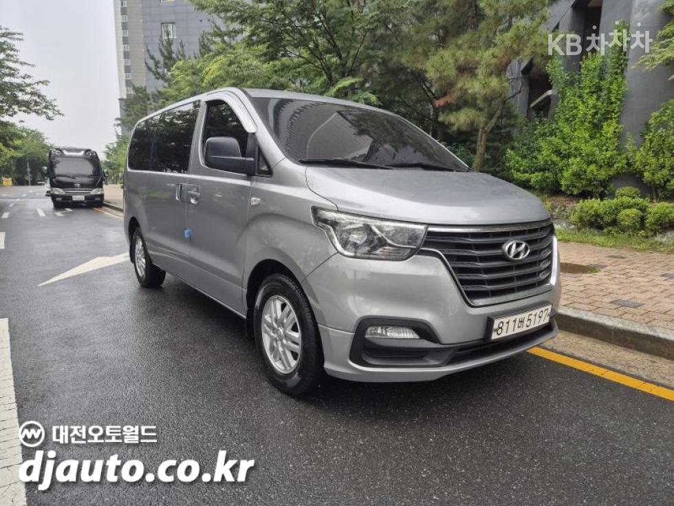 Hyundai Starex — miniaturë 2