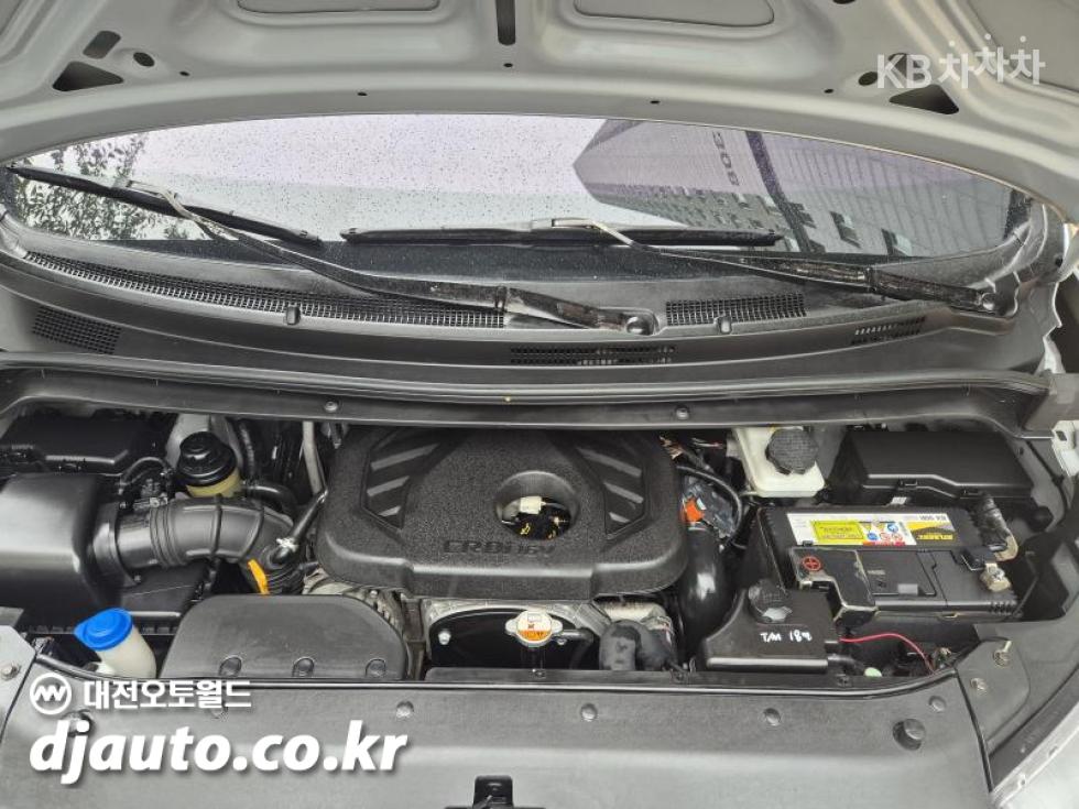Hyundai Starex — miniaturë 5