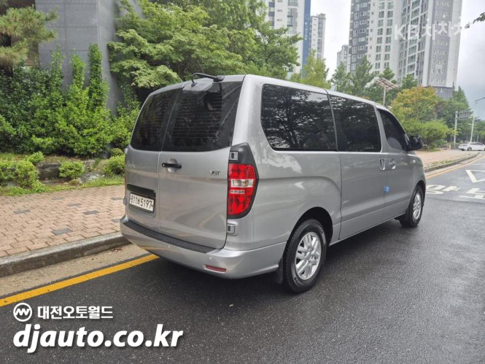 Hyundai Starex — miniaturë 7