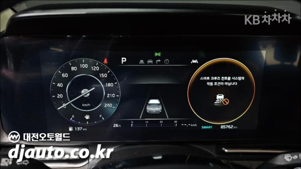 Kia Carnival — miniaturë 8