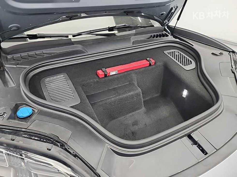 Porsche Macan — miniaturë 5