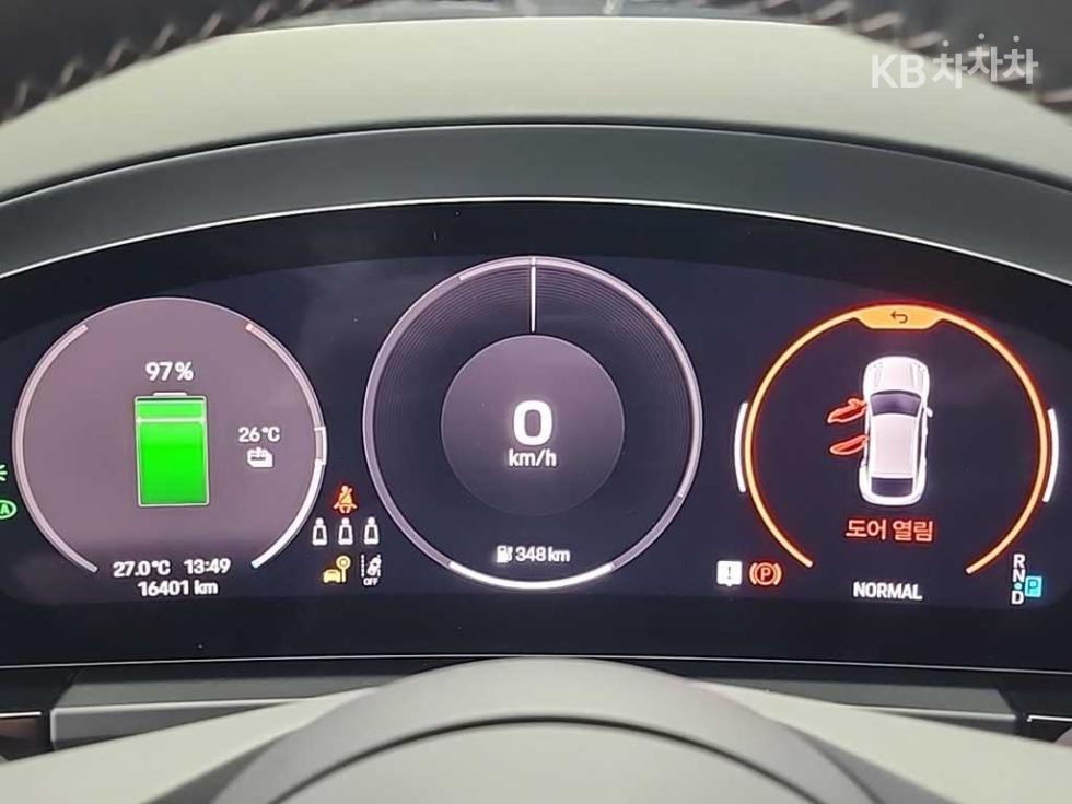 Porsche Macan — miniaturë 6