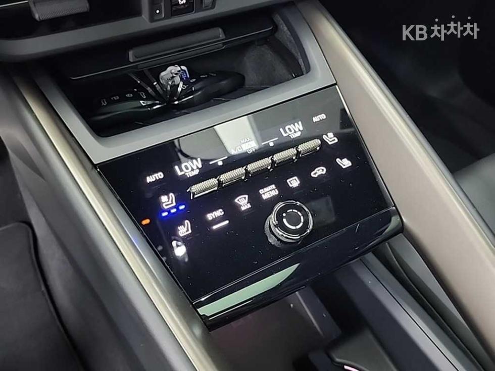 Porsche Macan — miniaturë 17