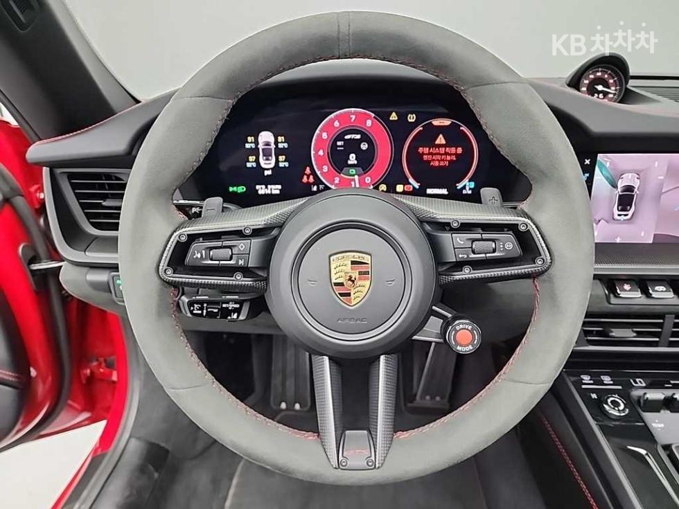 Porsche 911 — miniaturë 9