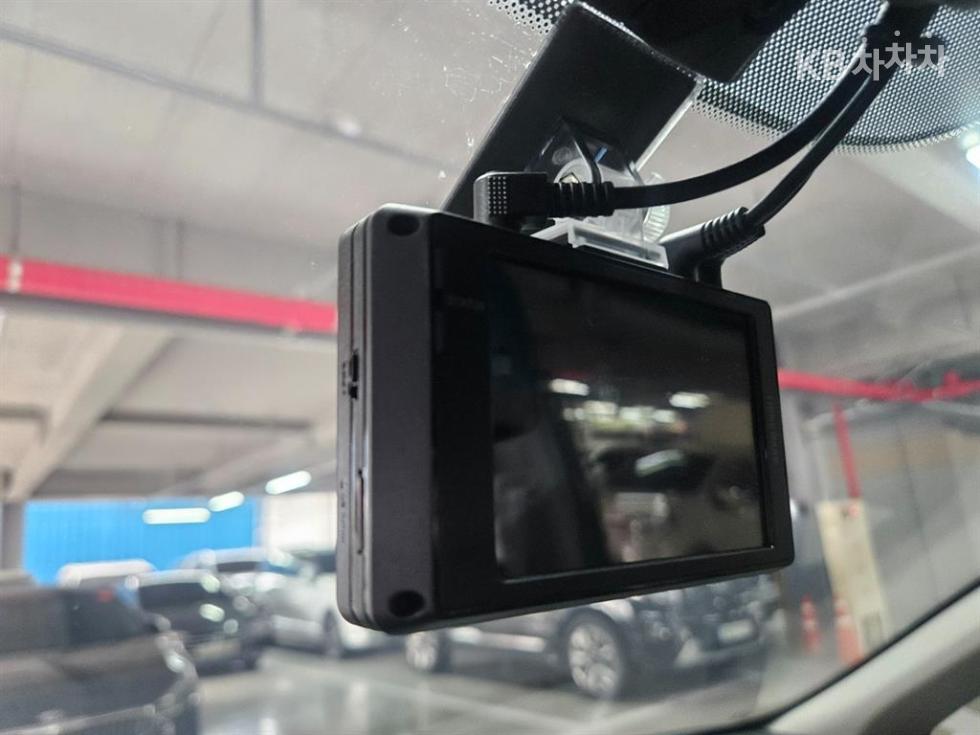 Kia Carnival — miniaturë 14
