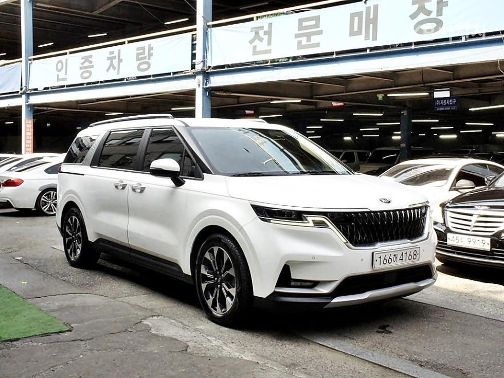 Kia Carnival — miniaturë 2