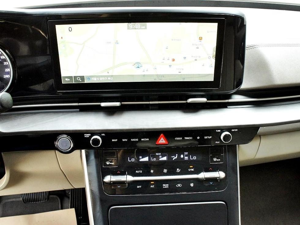 Kia Carnival — miniaturë 10